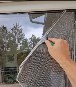 Fensterreinigung und Glasreinigung