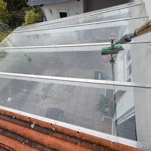 Glas- und Fensterreinigung